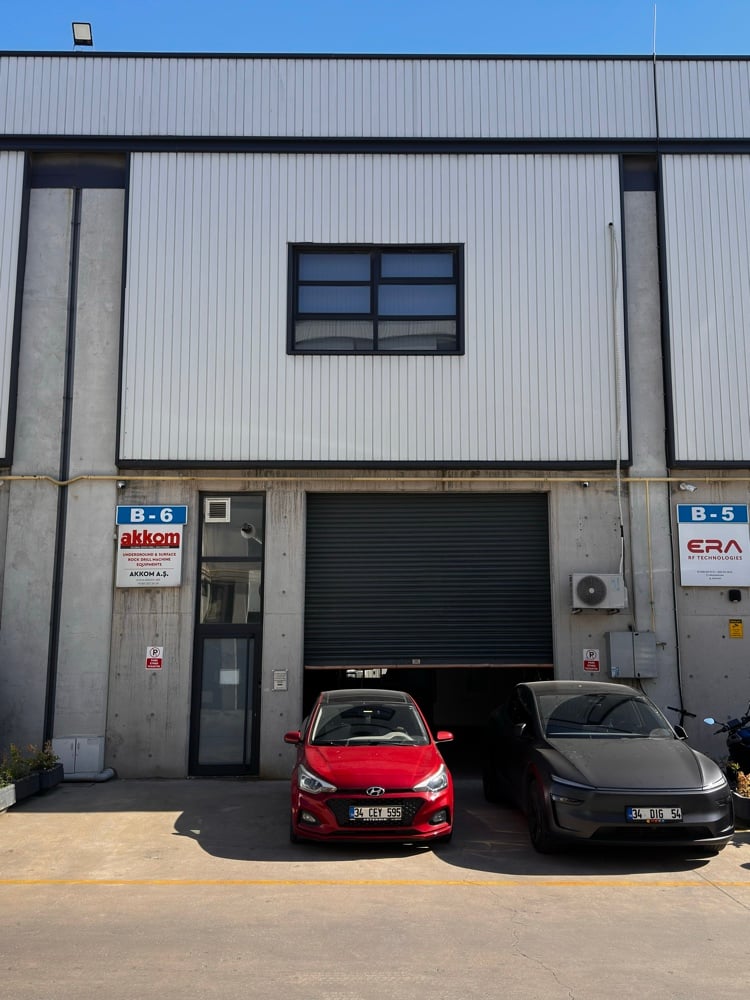 Akkom Makine merkez fabrika dış görünüm - Pendik İstanbul
